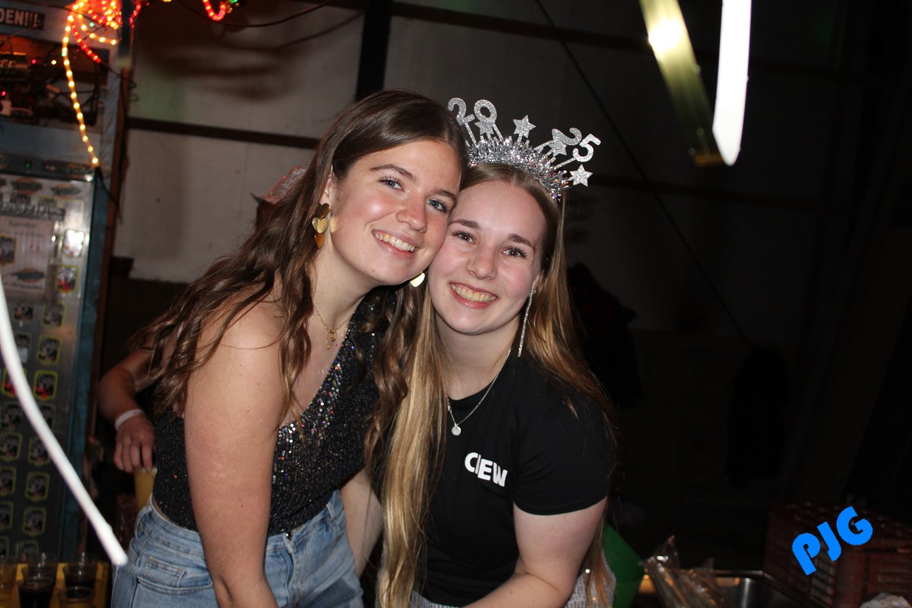 Glitter and Glamour Feest - Januari 2025